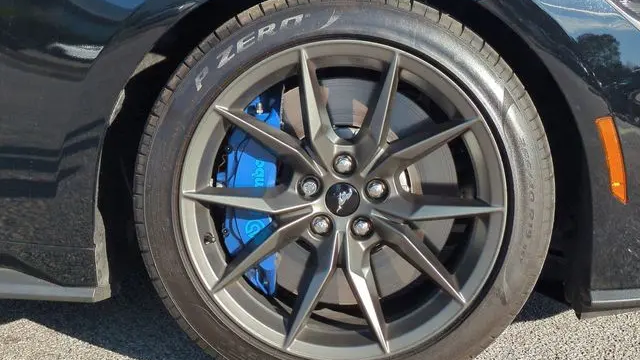 2025 Ford Mustang Dark Horse