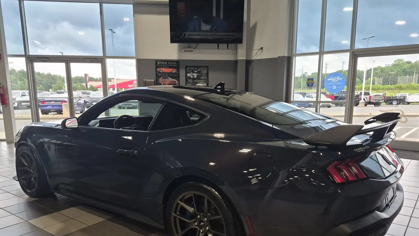 2024 Ford Mustang Dark Horse