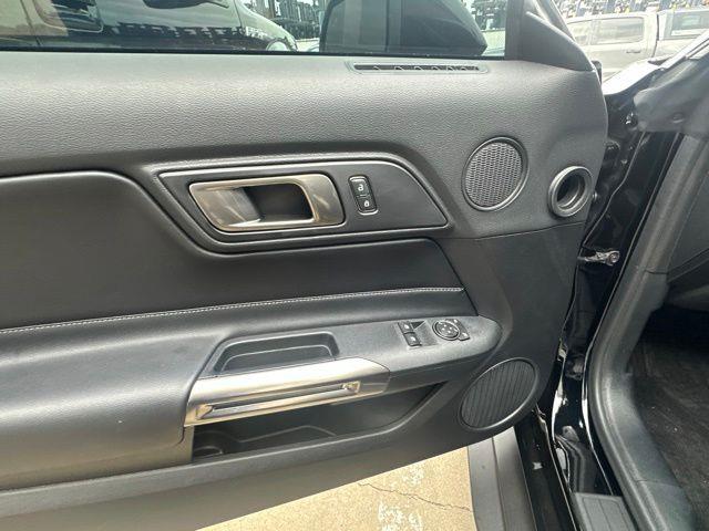 2022 Ford Mustang - $114,785