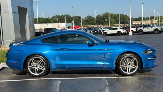2021 Ford Mustang EcoBoost