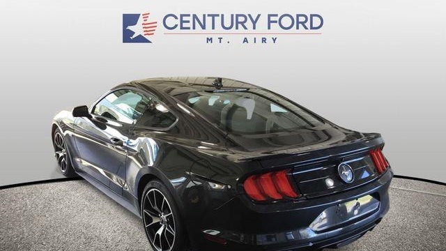 2022 Ford Mustang EcoBoost