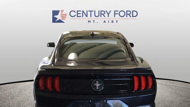 2022 Ford Mustang EcoBoost