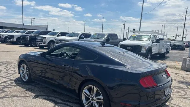 2021 Ford Mustang EcoBoost