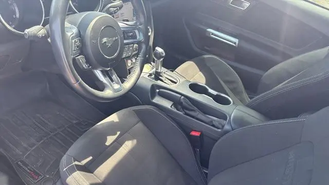 2021 Ford Mustang EcoBoost
