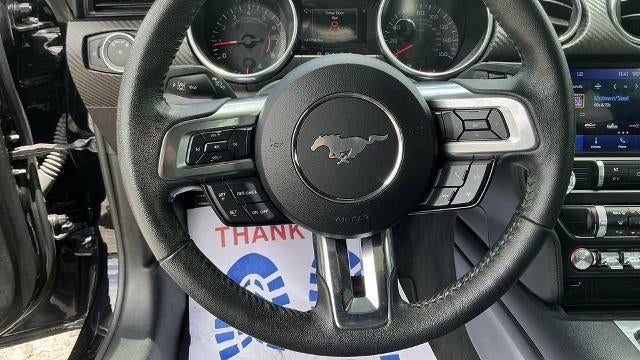 2022 Ford Mustang EcoBoost
