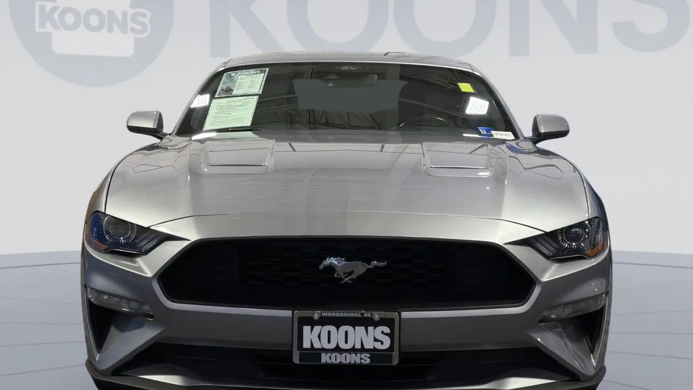 2022 Ford Mustang EcoBoost