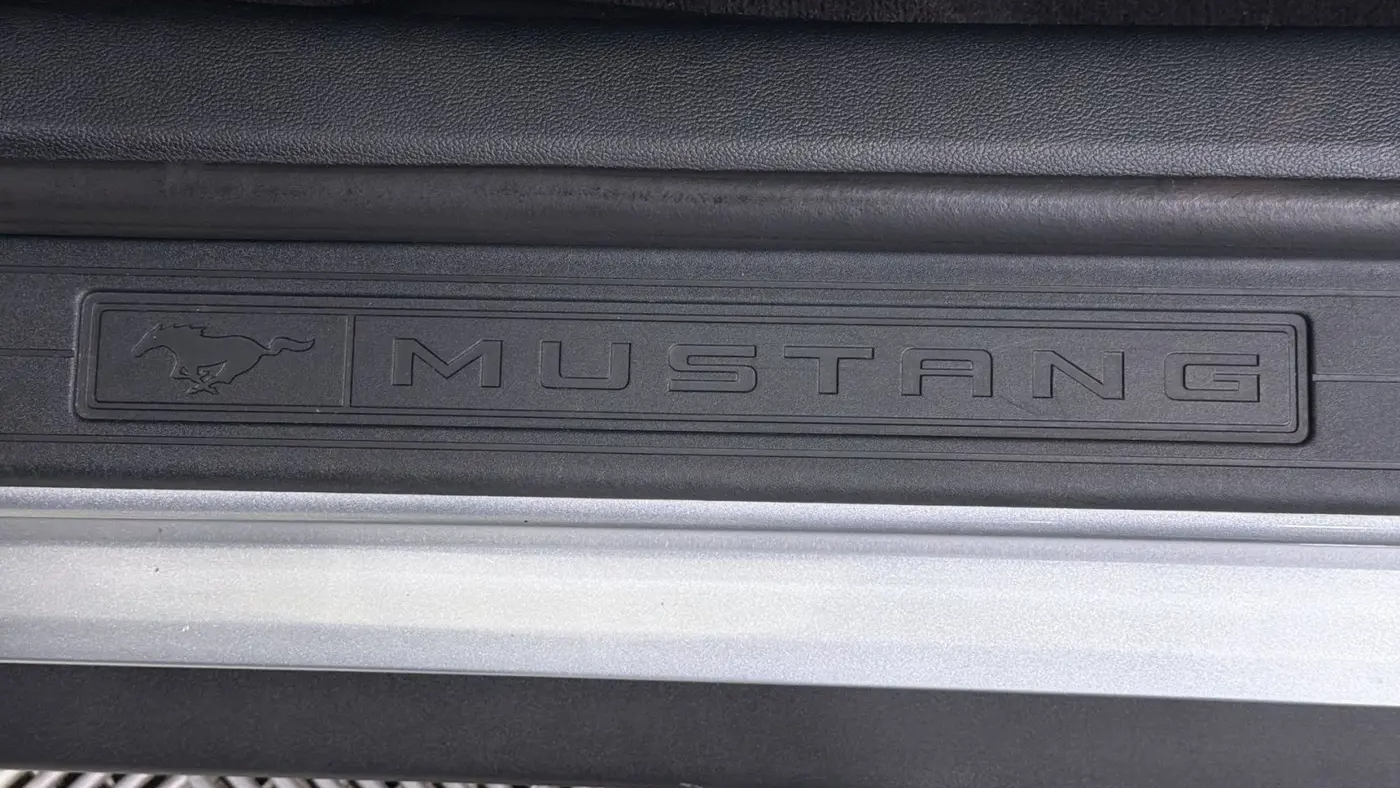 2022 Ford Mustang EcoBoost