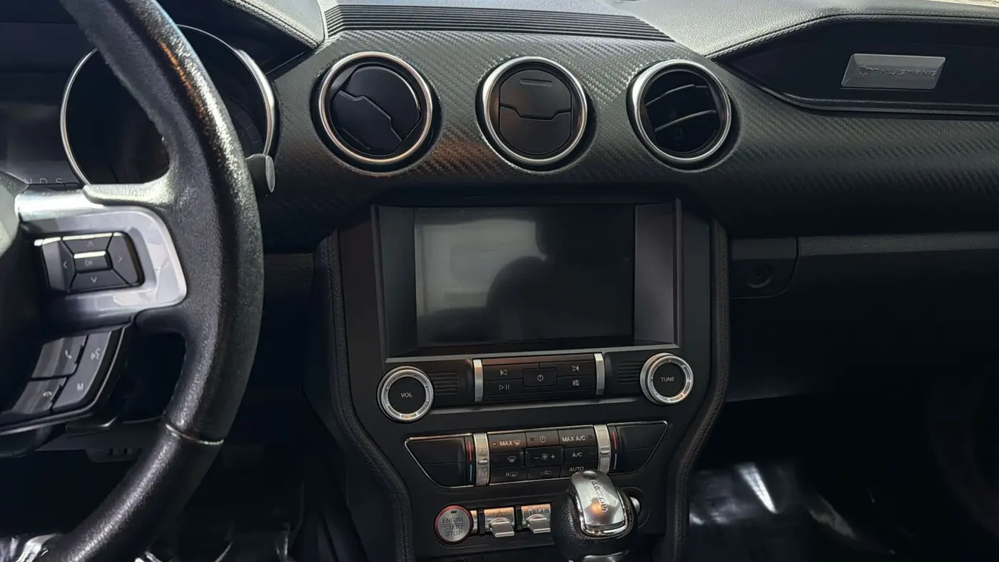 2022 Ford Mustang EcoBoost