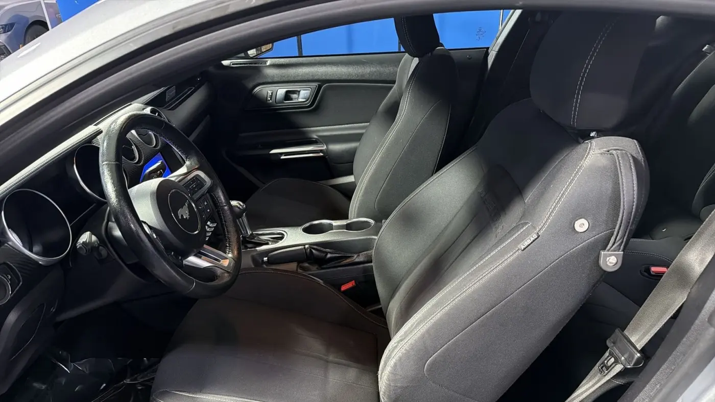 2022 Ford Mustang EcoBoost