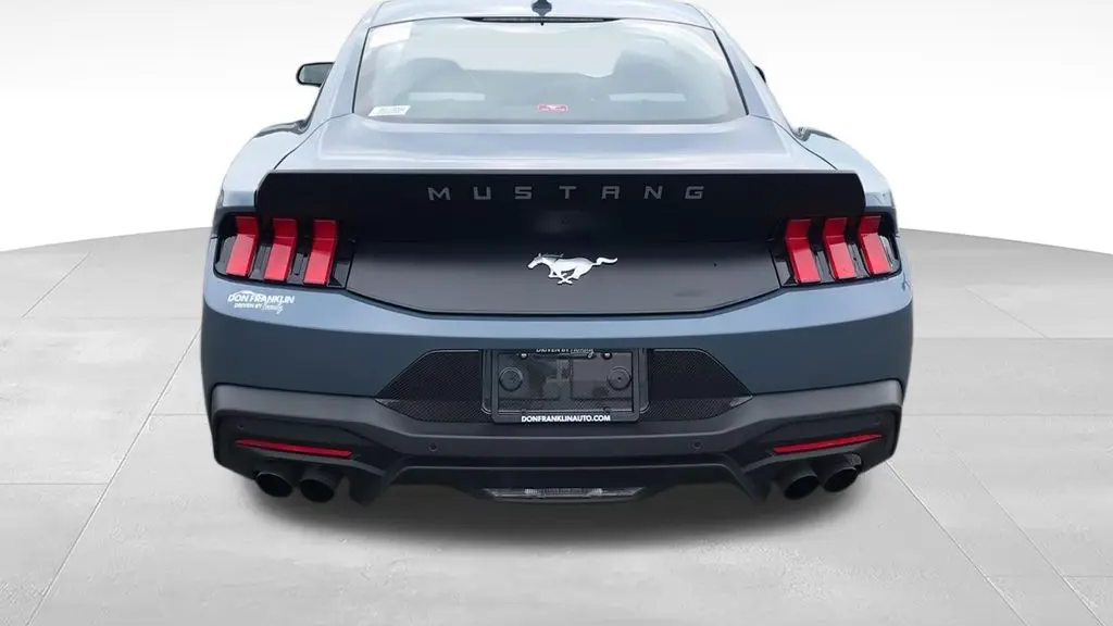 2024 Ford Mustang EcoBoost
