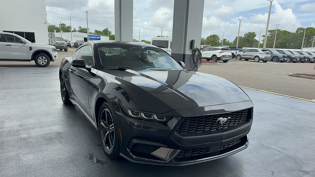 2024 Ford Mustang EcoBoost