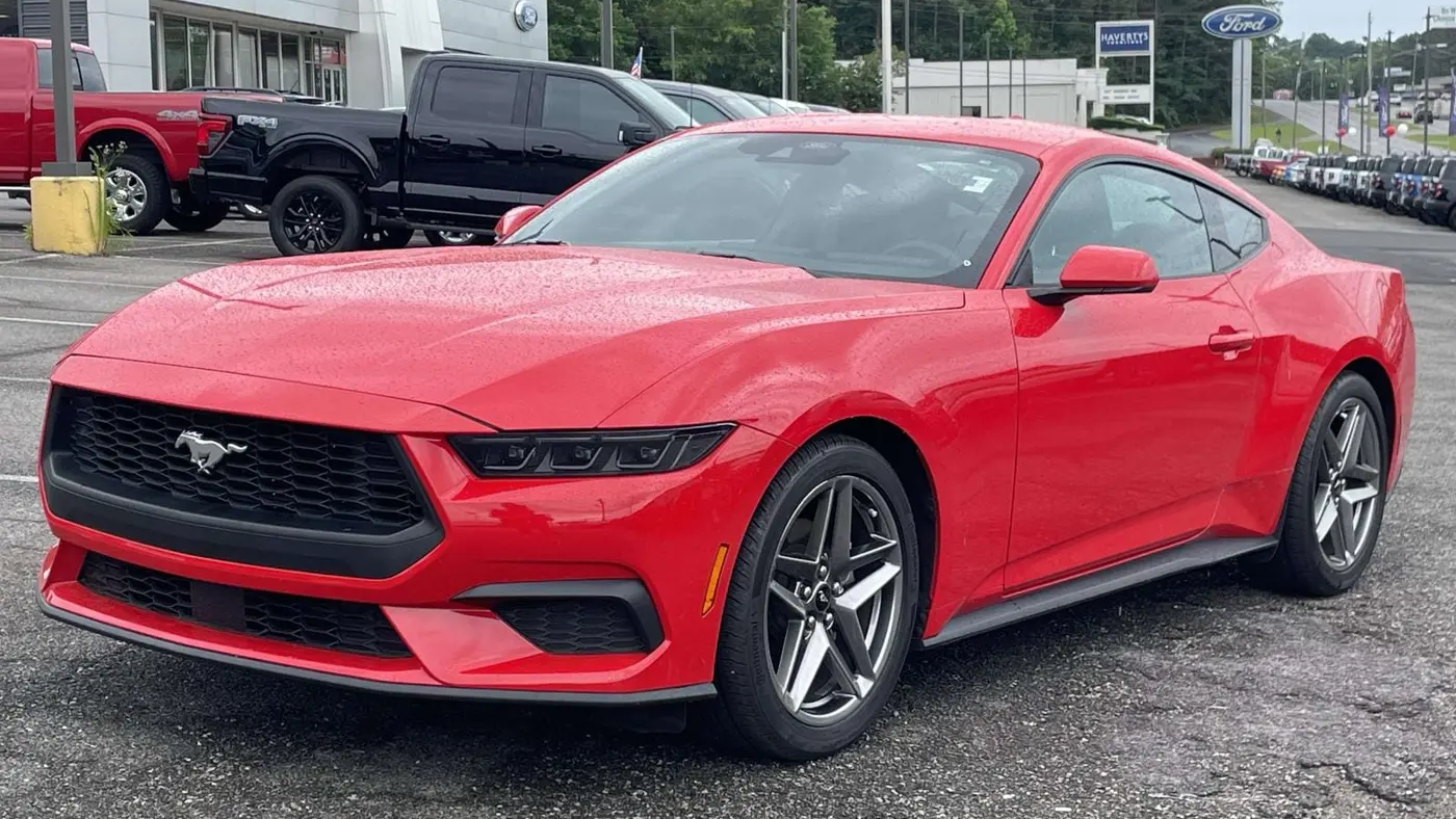 2025 Ford Mustang EcoBoost
