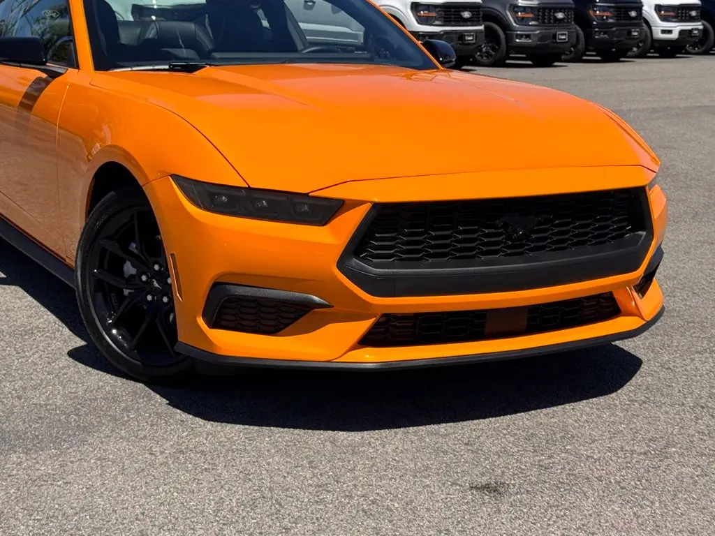2026 Ford Mustang - $45,401