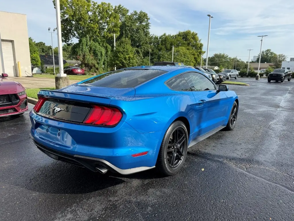 2019 Ford Mustang - $22,996