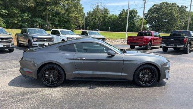 2020 Ford Mustang EcoBoost