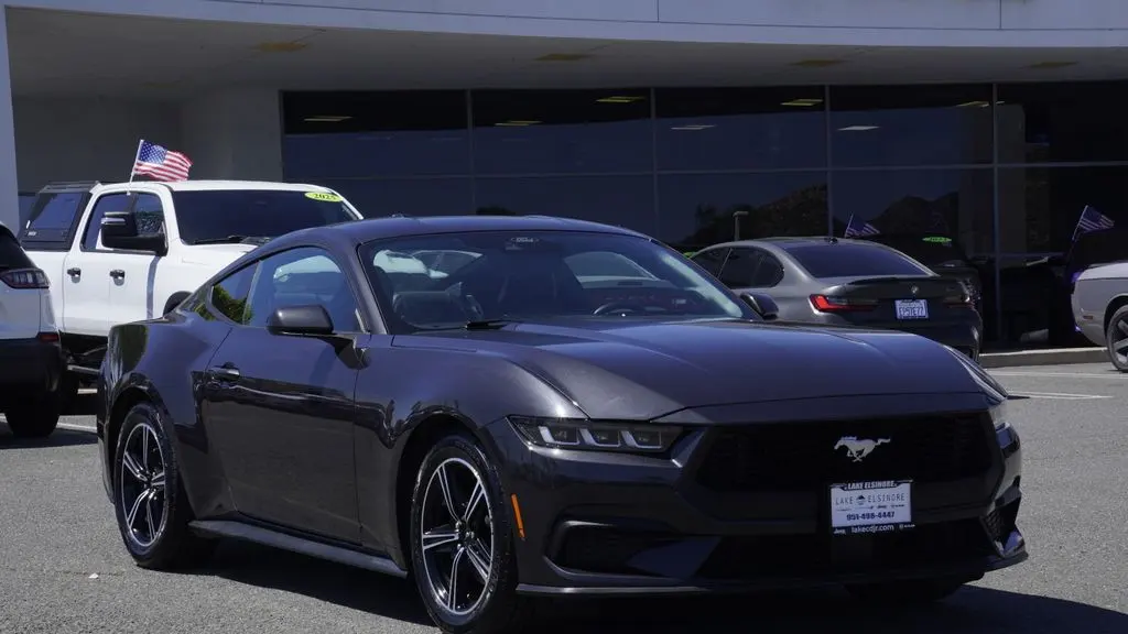 2024 Ford Mustang EcoBoost
