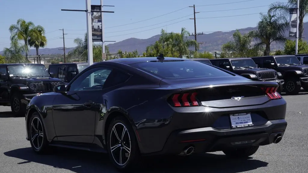2024 Ford Mustang EcoBoost