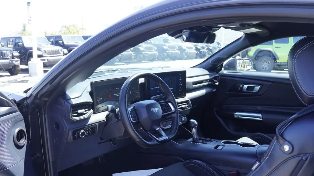 2024 Ford Mustang EcoBoost