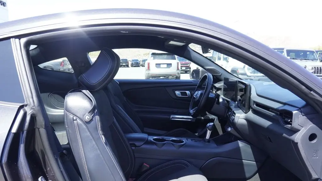2024 Ford Mustang EcoBoost