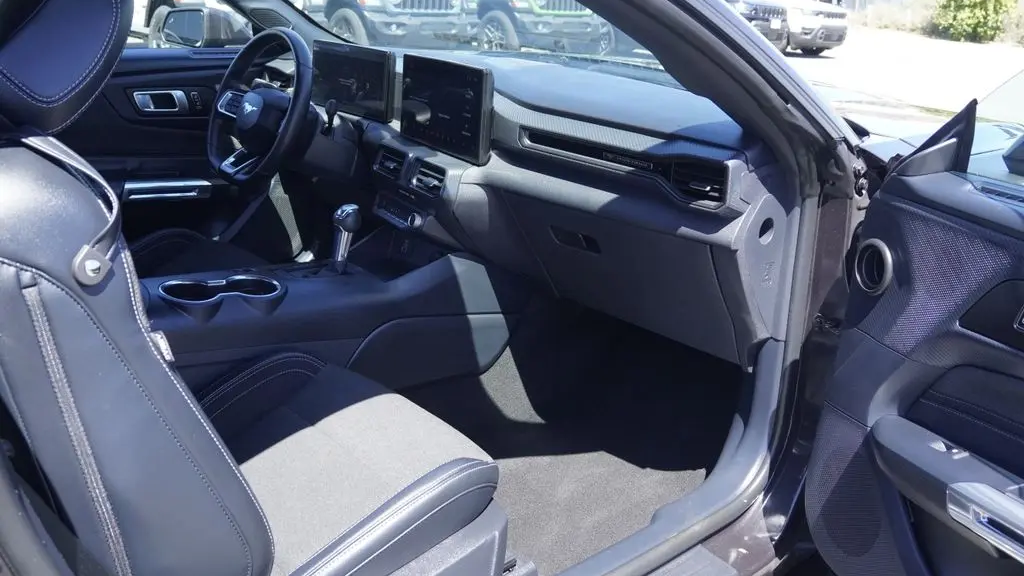 2024 Ford Mustang EcoBoost