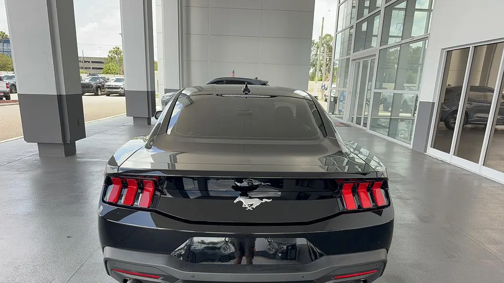 2024 Ford Mustang EcoBoost