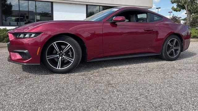 2025 Ford Mustang EcoBoost