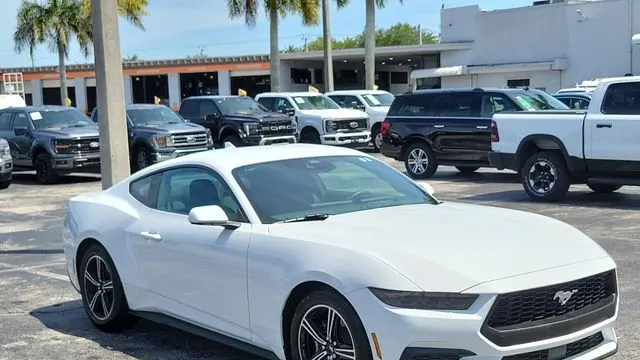2025 Ford Mustang EcoBoost