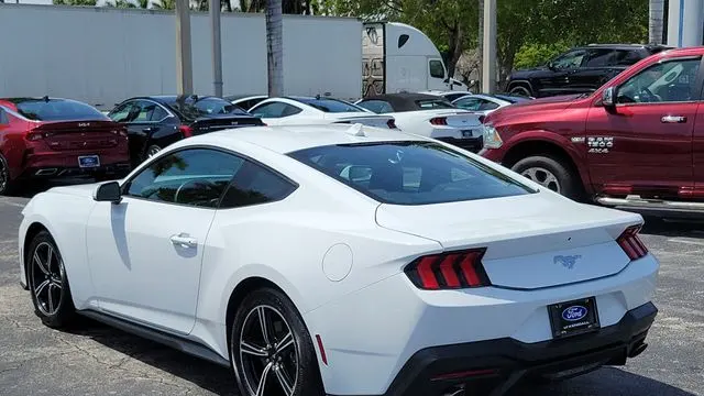 2025 Ford Mustang EcoBoost