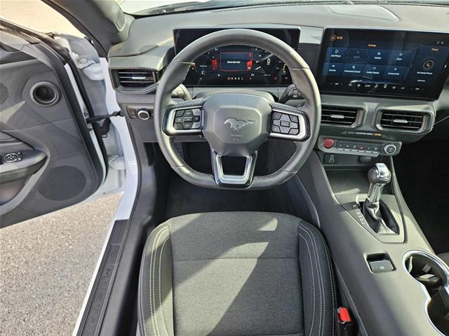 2025 Ford Mustang - $32,300