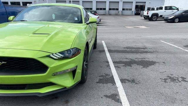 2020 Ford Mustang EcoBoost