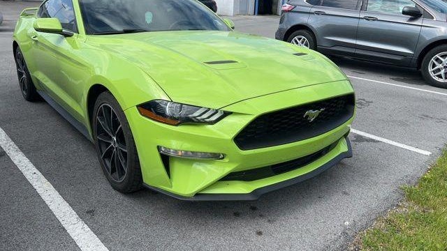 2020 Ford Mustang EcoBoost