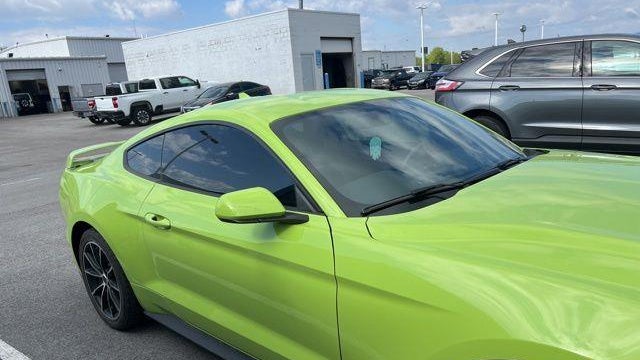 2020 Ford Mustang EcoBoost