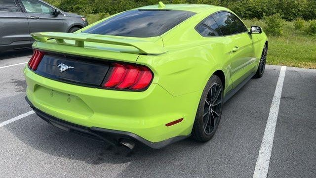 2020 Ford Mustang EcoBoost