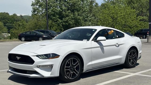 2021 Ford Mustang EcoBoost