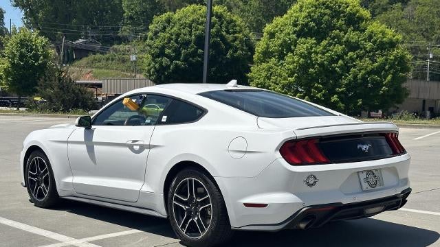 2021 Ford Mustang EcoBoost