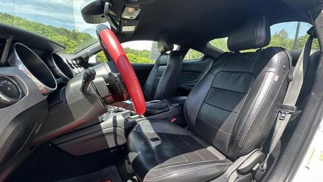 2021 Ford Mustang EcoBoost