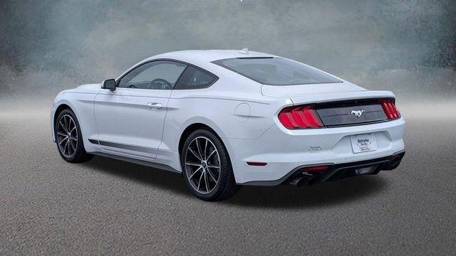 2021 Ford Mustang EcoBoost