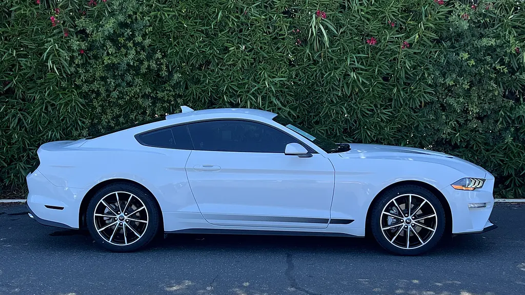 2021 Ford Mustang EcoBoost Premium