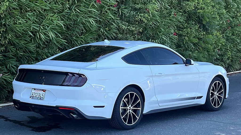 2021 Ford Mustang EcoBoost Premium
