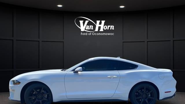 2022 Ford Mustang EcoBoost