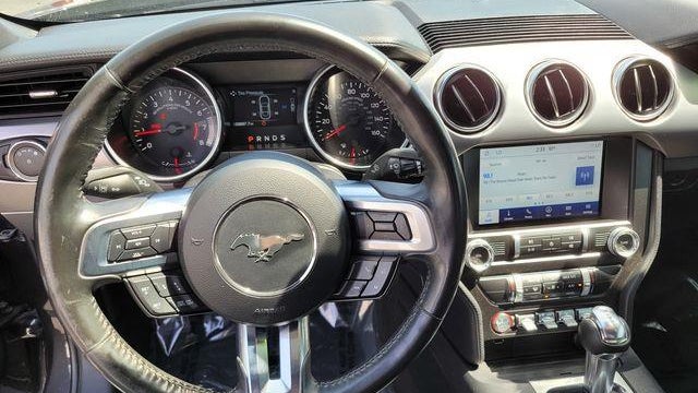 2022 Ford Mustang EcoBoost