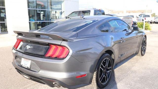 2022 Ford Mustang EcoBoost Premium