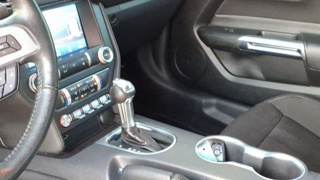 2022 Ford Mustang EcoBoost