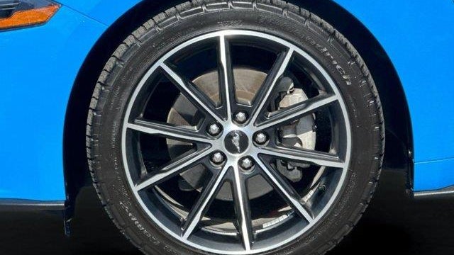2022 Ford Mustang EcoBoost
