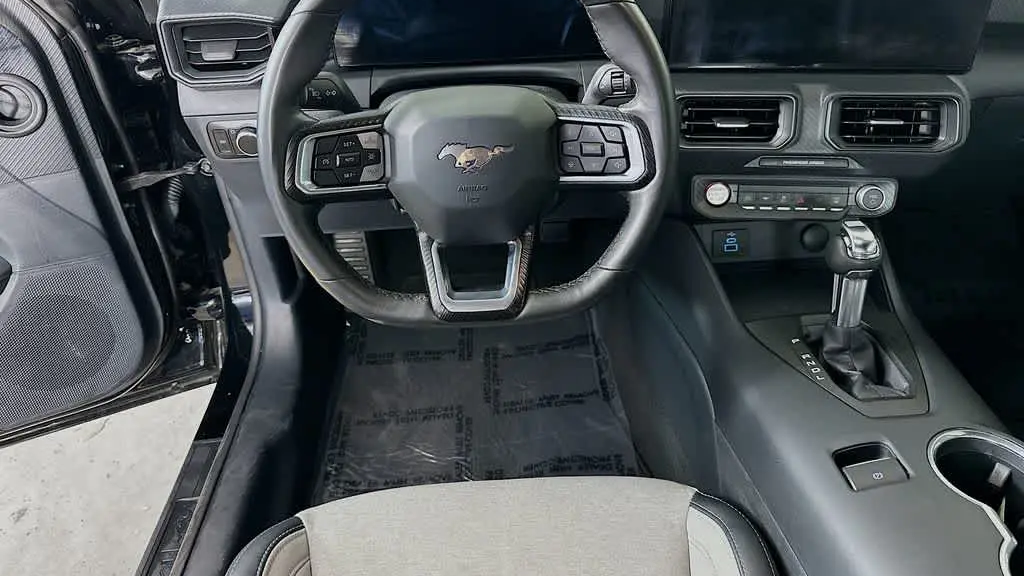 2024 Ford Mustang EcoBoost