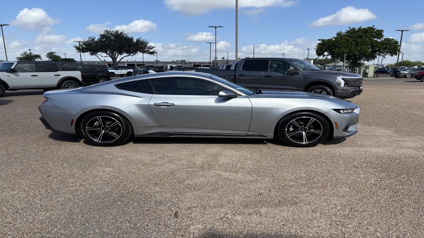 2024 Ford Mustang EcoBoost