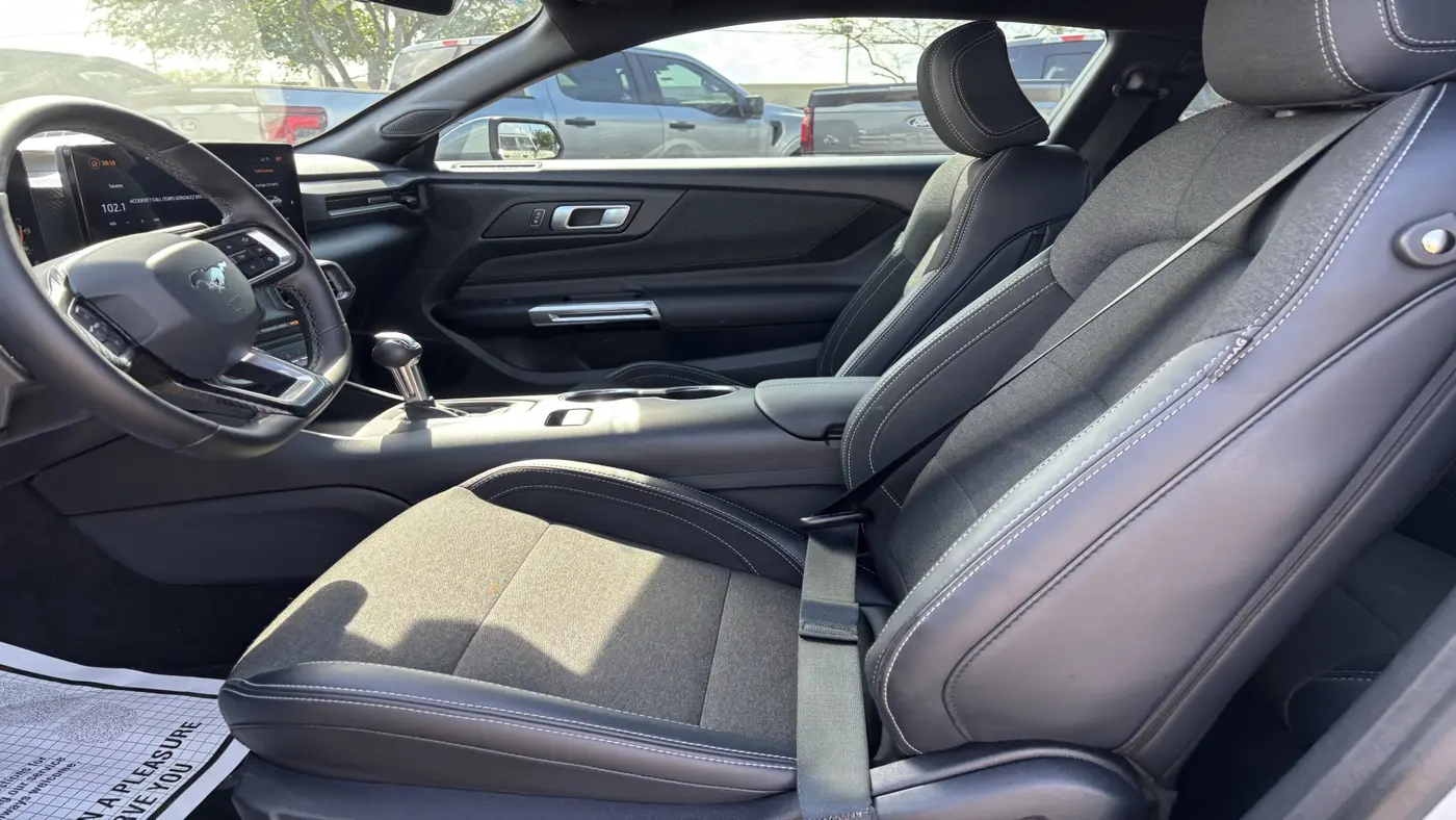2024 Ford Mustang EcoBoost