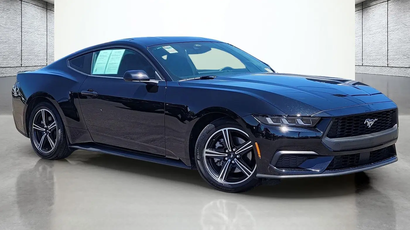 2024 Ford Mustang EcoBoost
