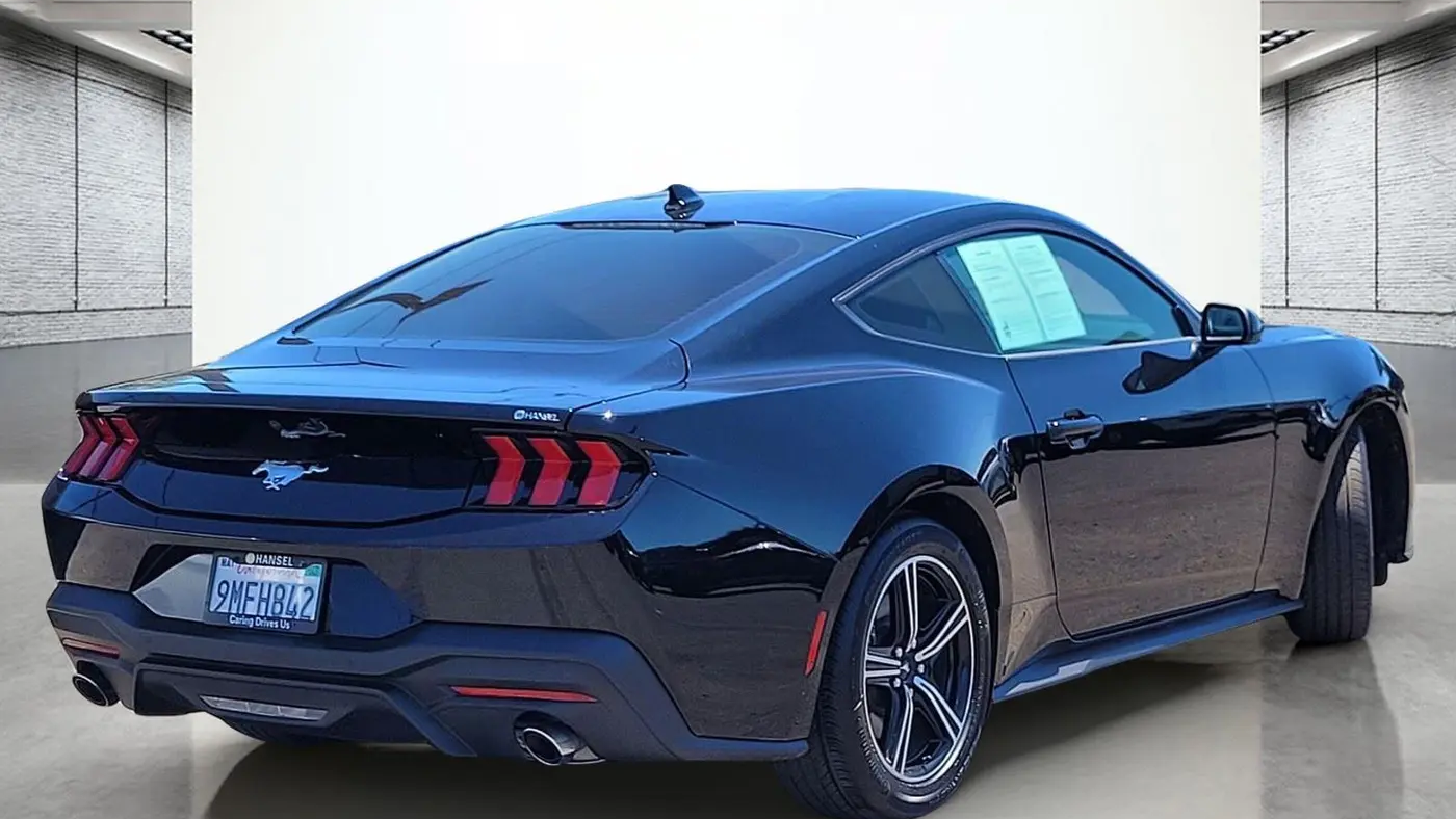 2024 Ford Mustang EcoBoost