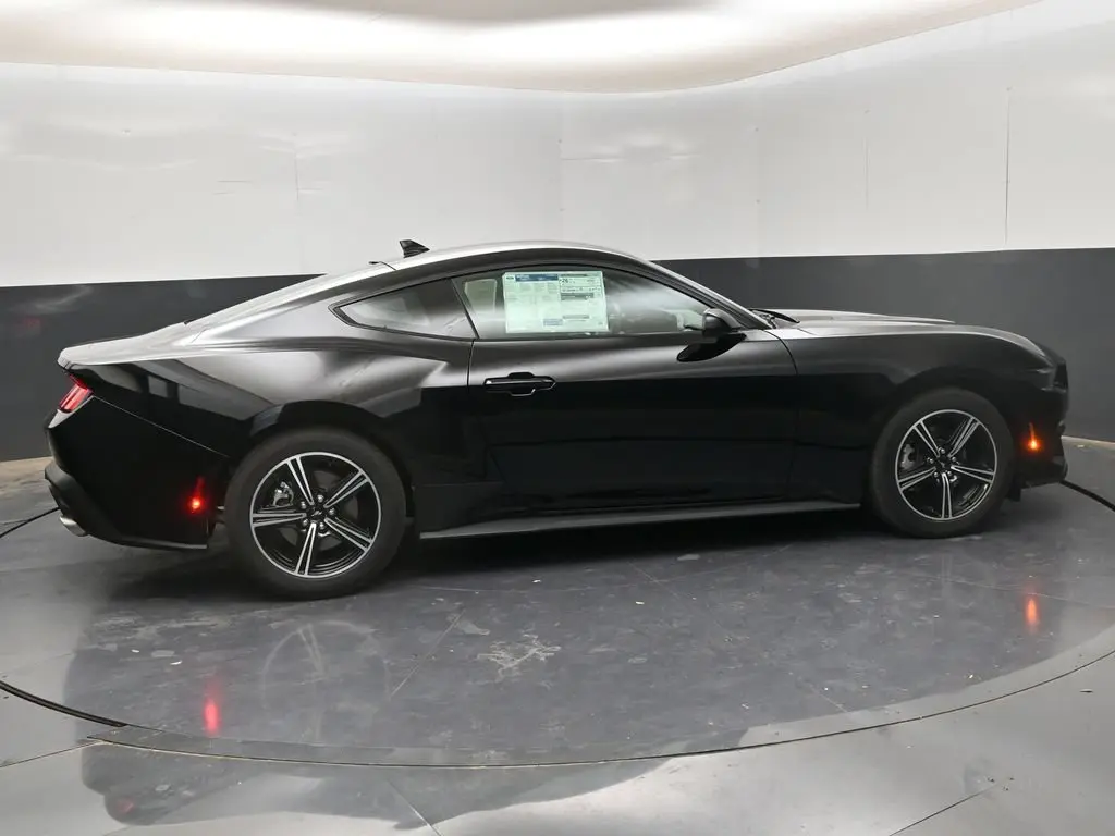 2025 Ford Mustang